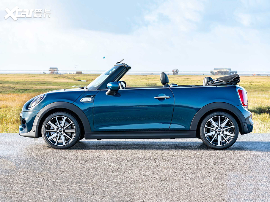 2020MINI CABRIO Convertible Sidewalk Edition