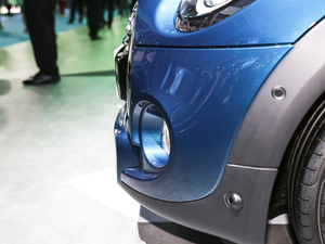 20202.0T COOPER S Sidewalk ^