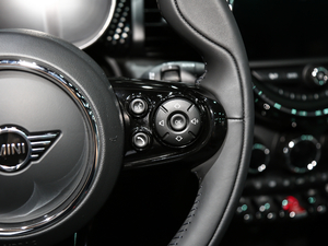 20202.0T COOPER S Sidewalk п؅^