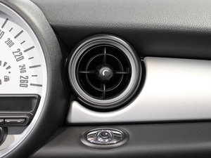 2011COOPER CABRIO п؅^(q)