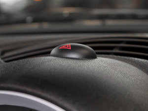 2011COOPER CABRIO п؅^(q)