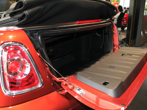 2011COOPER CABRIO g