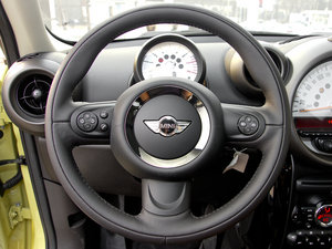 2011款COOPER EXCITEMENT 方向盘