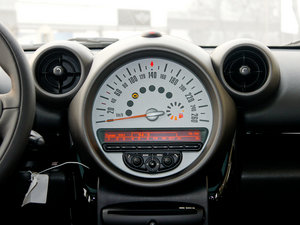 2011款COOPER EXCITEMENT 仪表