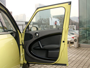 2011COOPER EXCITEMENT g