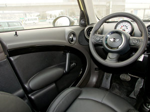 2011COOPER EXCITEMENT g