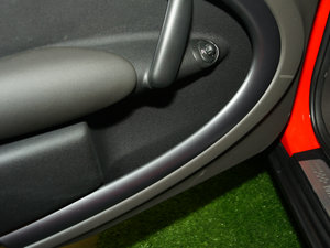 2011COOPER S ALL 4 g