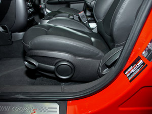 2011COOPER S ALL 4 g