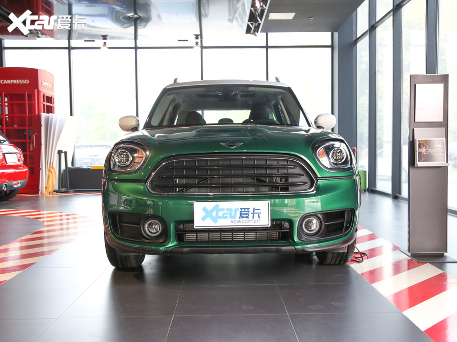 2021款mini countryman1.5t cooper all4 鉴赏家