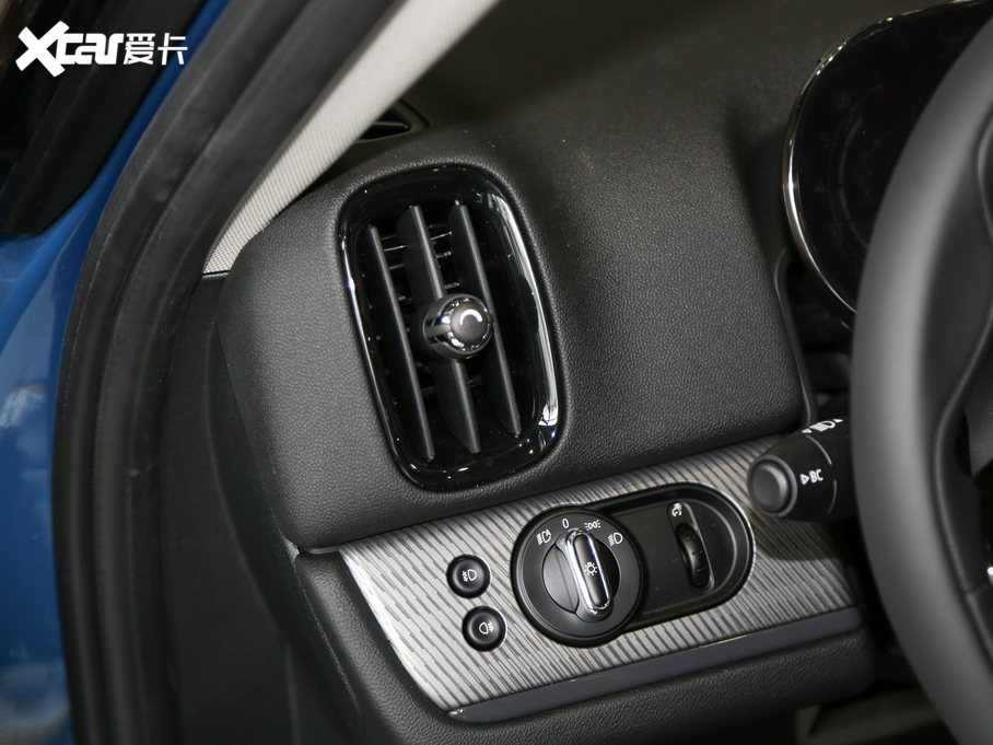 2021��MINI COUNTRYMAN 2.0T COOPER S ALL4