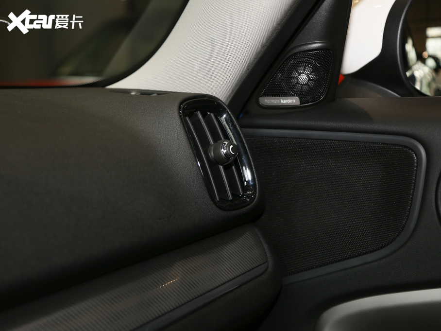 2021��MINI COUNTRYMAN 2.0T COOPER S ALL4