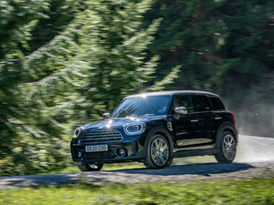 2021款1.5T COOPER ALL4 整体外观