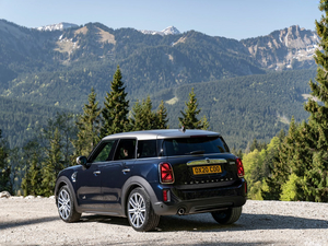 2021款1.5T COOPER ALL4 整体外观
