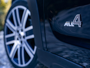 20211.5T COOPER ALL4 ^