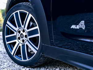 20211.5T COOPER ALL4 ^