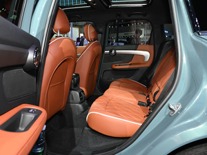 2021款2.0T COOPER S  空间座椅