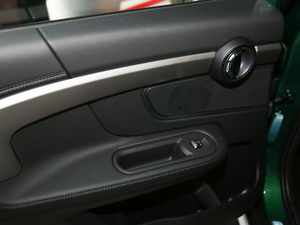 20211.5T COOPER ALL4 bp g