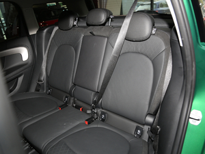 2021款1.5T COOPER ALL4 鉴赏家 后排座椅