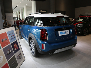 2021款2.0T COOPER S ALL4 整体外观