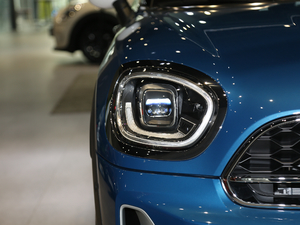 20212.0T COOPER S ALL4 ^