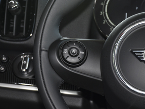 2021款1.5T COOPER 鉴赏家 中控区