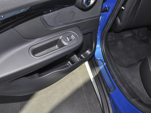 20211.5T COOPER ALL4 g