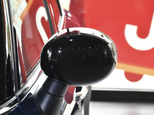 2021款1.5T COOPER ALL4 拉古纳蓝限量版  后视镜