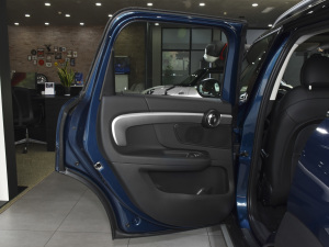 2021款1.5T COOPER ALL4 拉古纳蓝限量版  左后车门