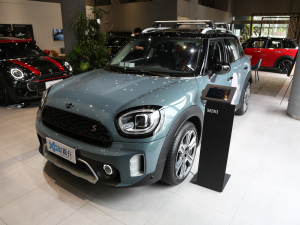 20212.0T COOPER S ALL4   ǰ45