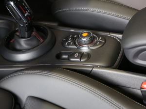 20212.0T COOPER S ALL4 ż{{  v܇Ƅ