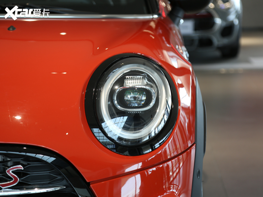 2021MINI T 2.0T COOPER S ذ