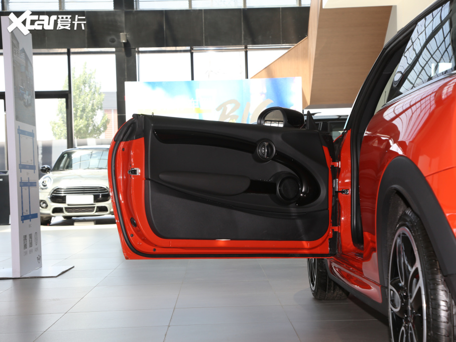 2021MINI T 2.0T COOPER S ذ