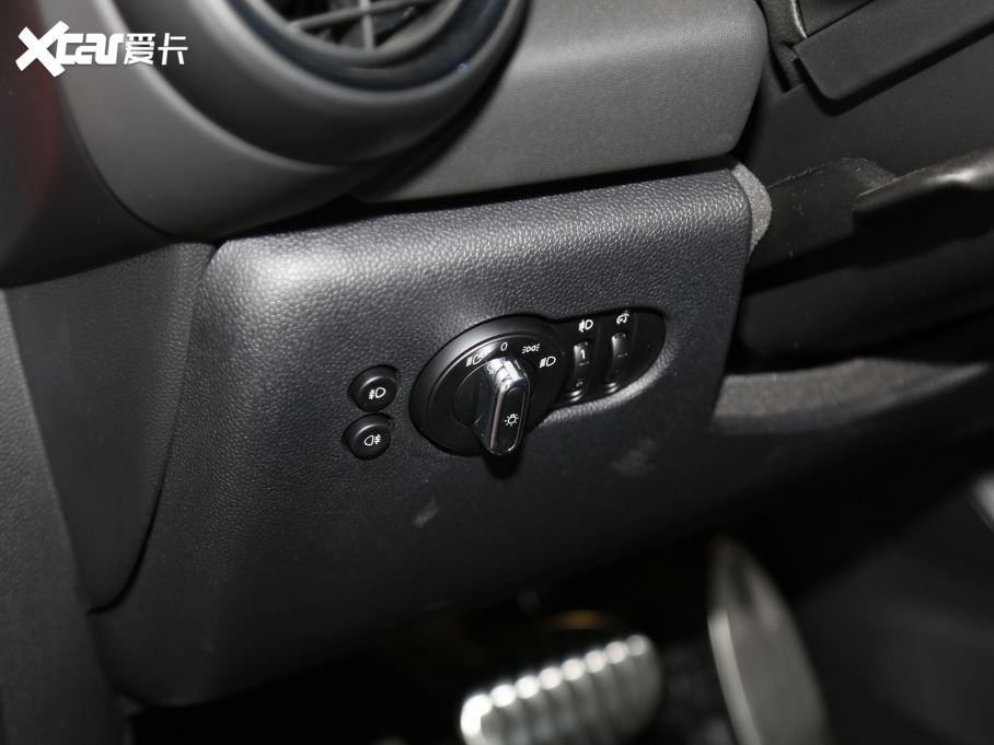 2021MINI T 2.0T COOPER S ذ