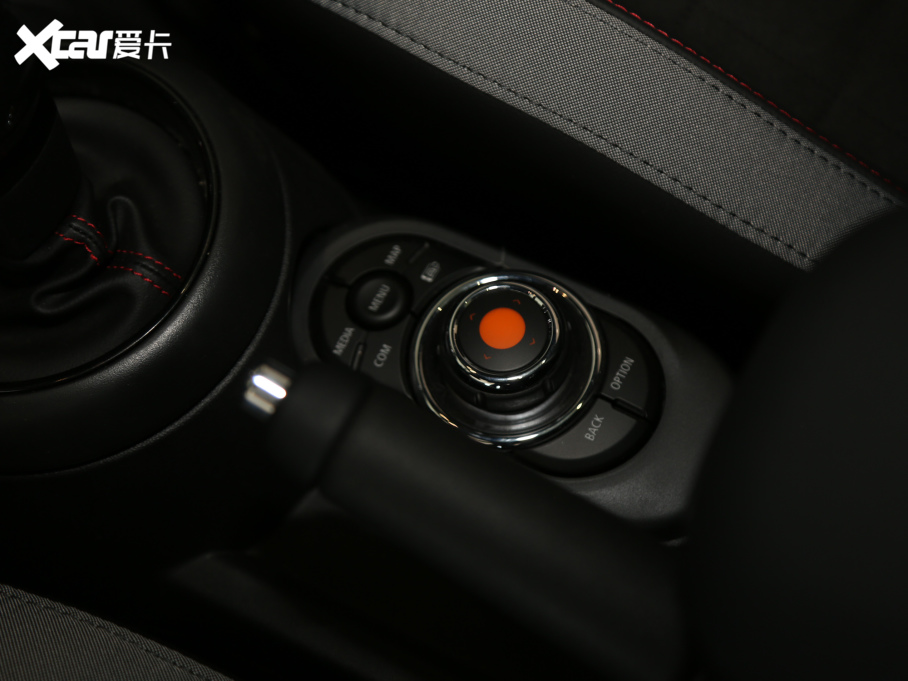 2021MINI T 2.0T COOPER S ذ