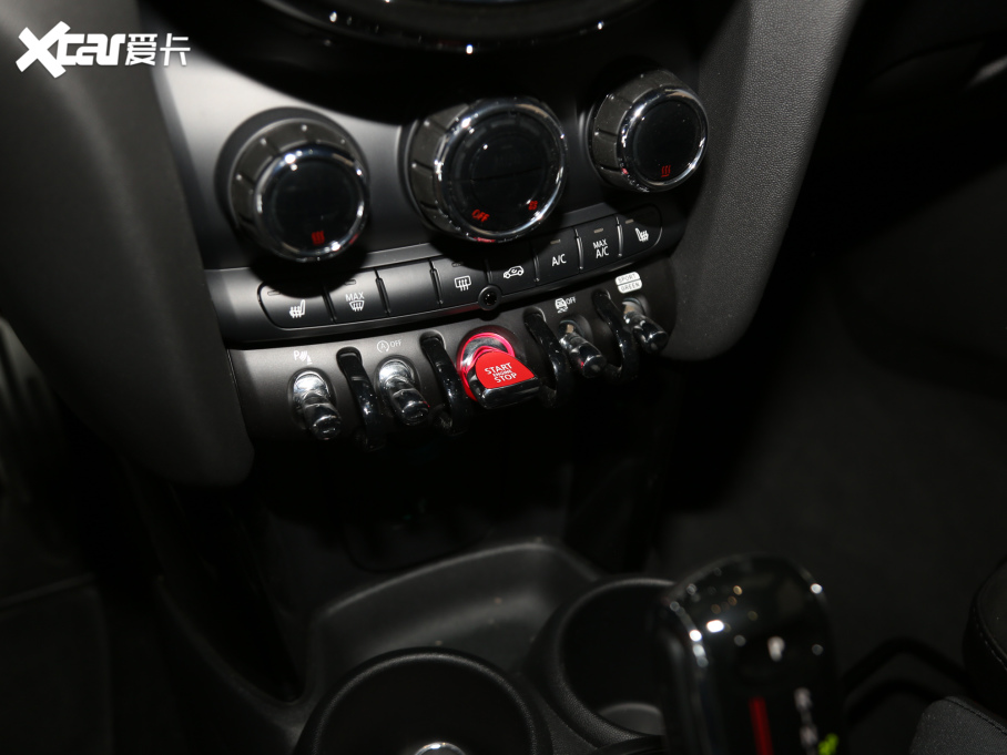 2021MINI T 2.0T COOPER S ذ