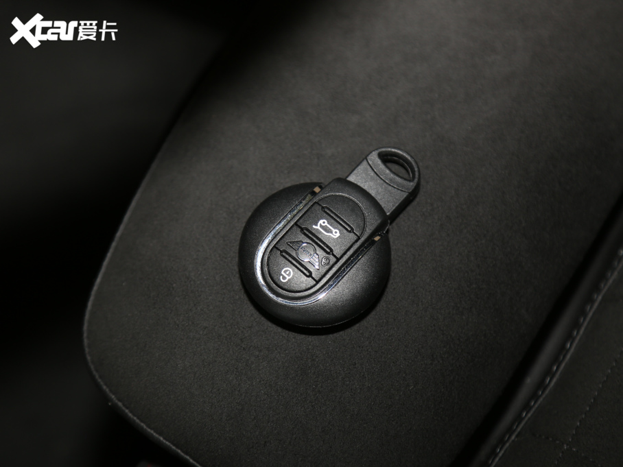 2021MINI T 2.0T COOPER S ذ