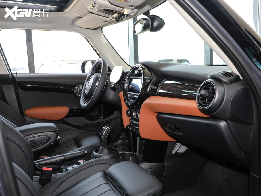 2021MINI T 2.0T COOPER S ِ܇