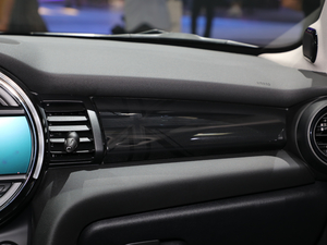 2021T 1.5T COOPER ˇg g