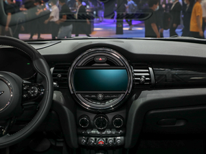 2021款五门版 1.5T COOPER 艺术家 中控台