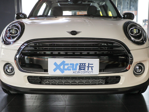 2021款三门版 1.5T COOPER 经典派 中网