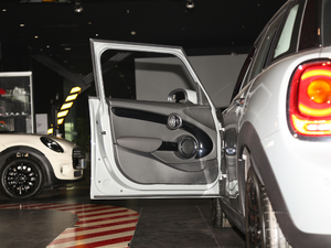 2021T 1.5T ONE PLUS {λ܇T