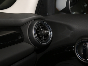 2021T 1.5T ONE PLUS п؅^(q)