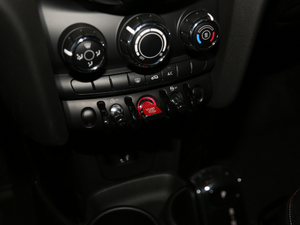 2021T 1.5T ONE PLUS п؅^(q)