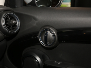 2021T 1.5T ONE PLUS п؅^(q)