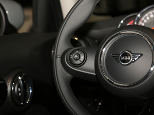 2021T 1.5T ONE PLUS п؅^(q)