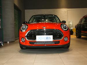 2021款三门版 1.5T COOPER 经典派 正前