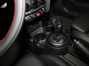2021款三门版 2.0T COOPER S 经典派 换挡杆