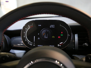 2021款三门版 2.0T COOPER S 经典派 仪表
