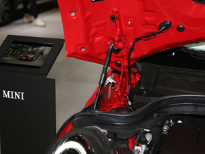 2021款三门版 2.0T COOPER S 经典派 其它