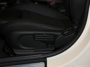 2021T 1.5T COOPER  {{